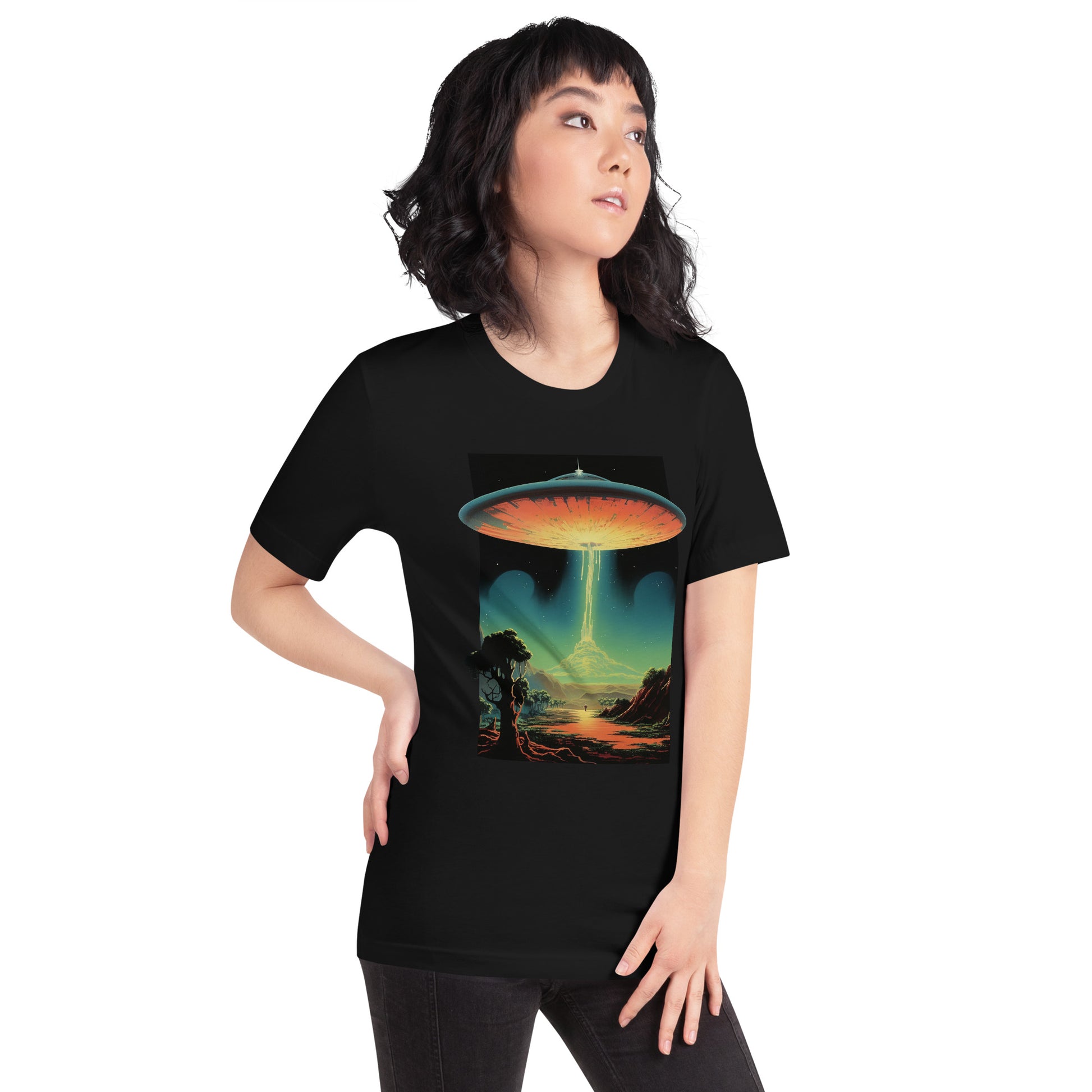 Bakshi_UFO_Short-sleeve_Unisex_T-shirt_Black_Mockup