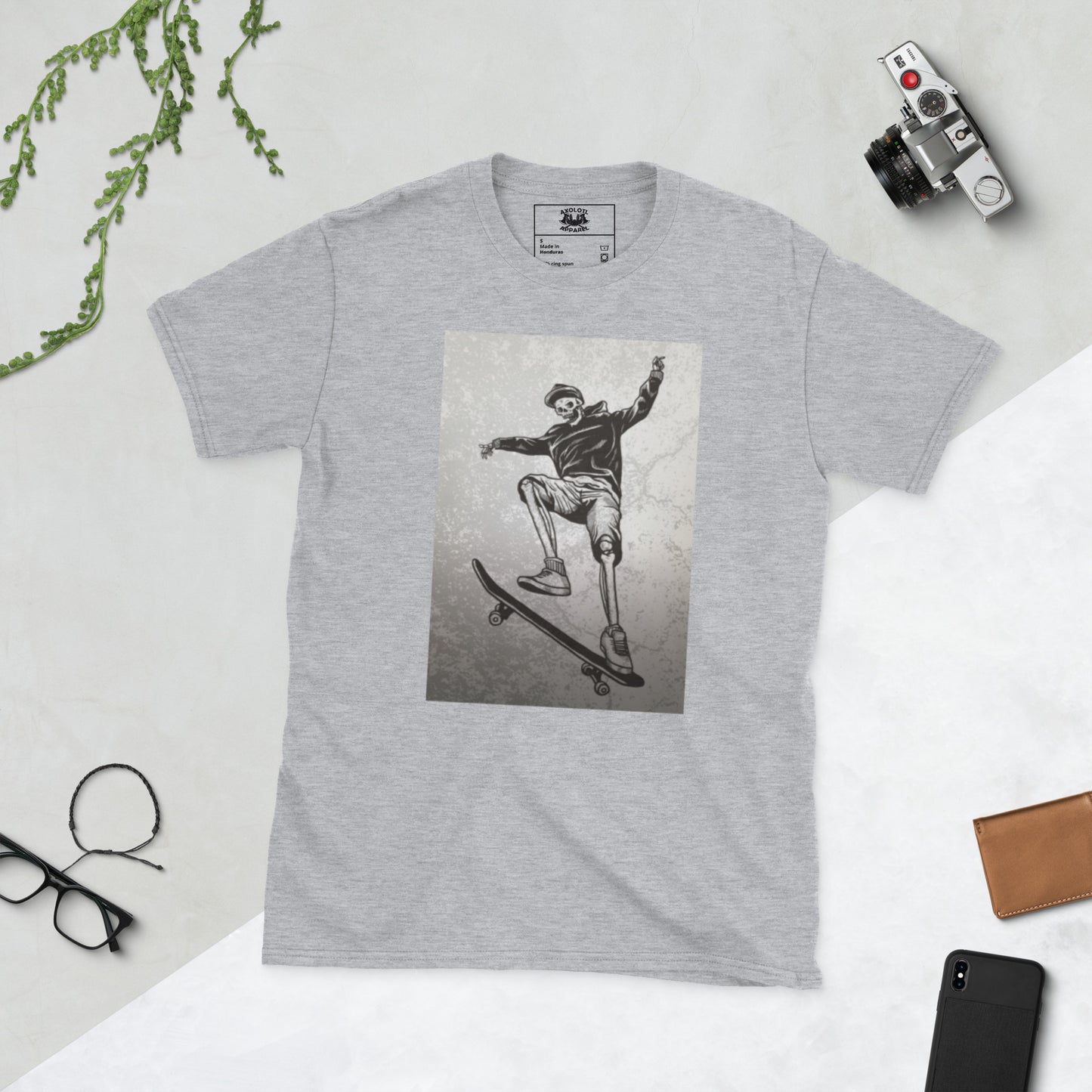 skeleboarder short sleeve unisex t-shirt heather grey flat